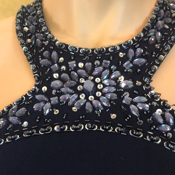 Elegant Black Beaded Dress - Picture 2 of 5